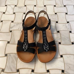 NWOT Women's SOUL Naturalizer Black Summer Sandals